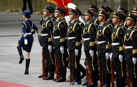 儀仗隊(duì)隊(duì)長(zhǎng)，職責(zé)、角色與SEO優(yōu)化策略探討，儀仗隊(duì)隊(duì)長(zhǎng)職責(zé)與角色及SEO優(yōu)化策略探討