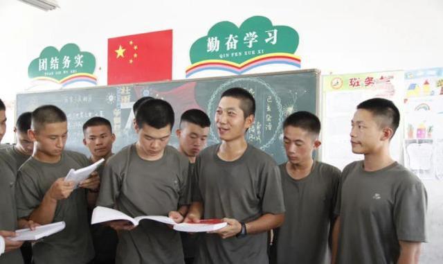 深度解析，為什么不建議報考國防科技大學(xué)，深度解析，報考國防科技大學(xué)的潛在考慮與權(quán)衡