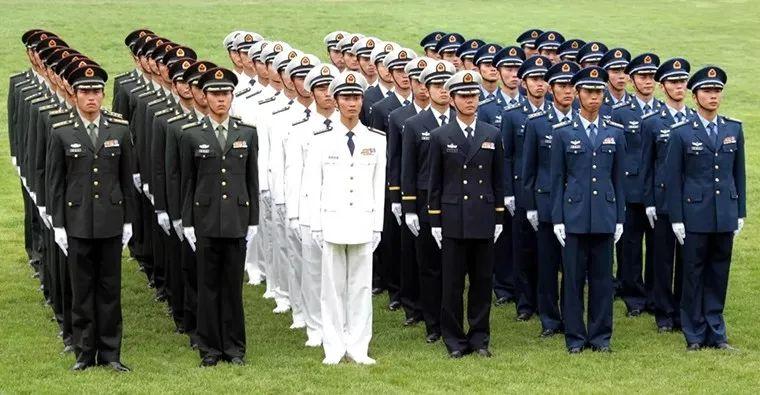 解放軍最新夾克作業服，設計特點與優勢分析，解放軍最新夾克作業服設計特點與優勢解析