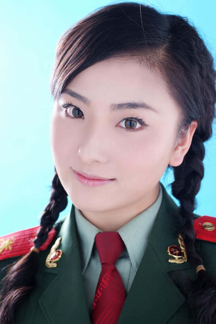 中國最漂亮的女兵照片第一名——展現(xiàn)英雄之美與榮耀印記，中國女兵第一名，榮耀印記與英雄之美的璀璨瞬間
