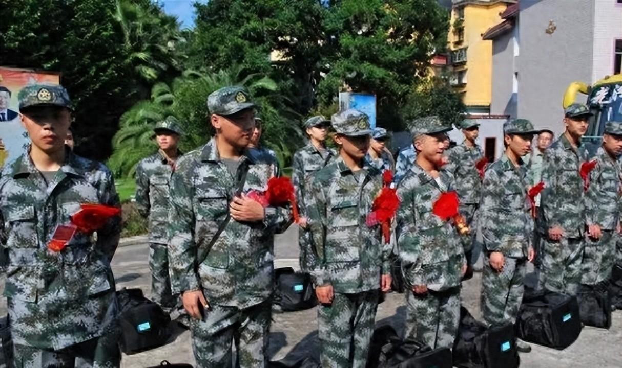 中央軍事委員會(huì)組成人員表及其職責(zé)與重要性，中央軍事委員會(huì)組成人員表、職責(zé)與重要性解析