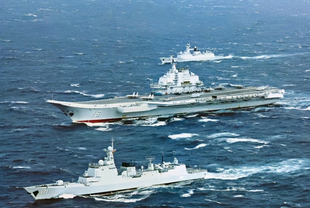 山東艦與伊麗莎白女王號，兩大戰艦的對比，山東艦與伊麗莎白女王號戰艦對比解析