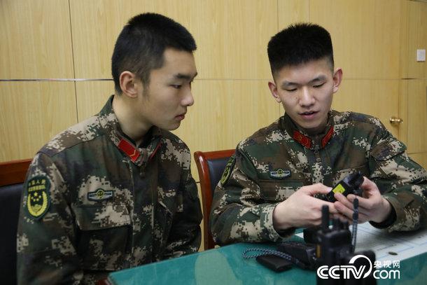 國防軍事頻道大家談，深度探討軍事話題，共筑國防強國夢，國防軍事頻道深度探討，共筑國防強國夢，軍事話題大家談