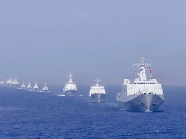 人民海軍成立70周年閱兵，輝煌成就與堅定前行，人民海軍成立70周年閱兵，輝煌成就鑄就，堅定前行展雄姿