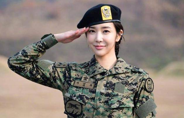 關于女兵征兵條件，探索未來的挑戰與機遇——以2024年為例，女兵征兵條件，探索未來挑戰與機遇——聚焦2024年展望