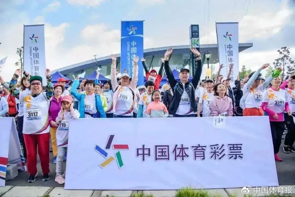 新澳門一碼一肖一特一中鳳凰體育彩票——探索彩票背后的秘密，新澳門彩票背后的秘密，一碼一肖一特一中與鳳凰體育彩票解析