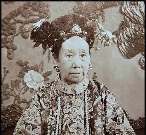 揭秘劉伯溫精準一肖的神秘面紗，劉伯溫精準預測生肖之謎揭秘