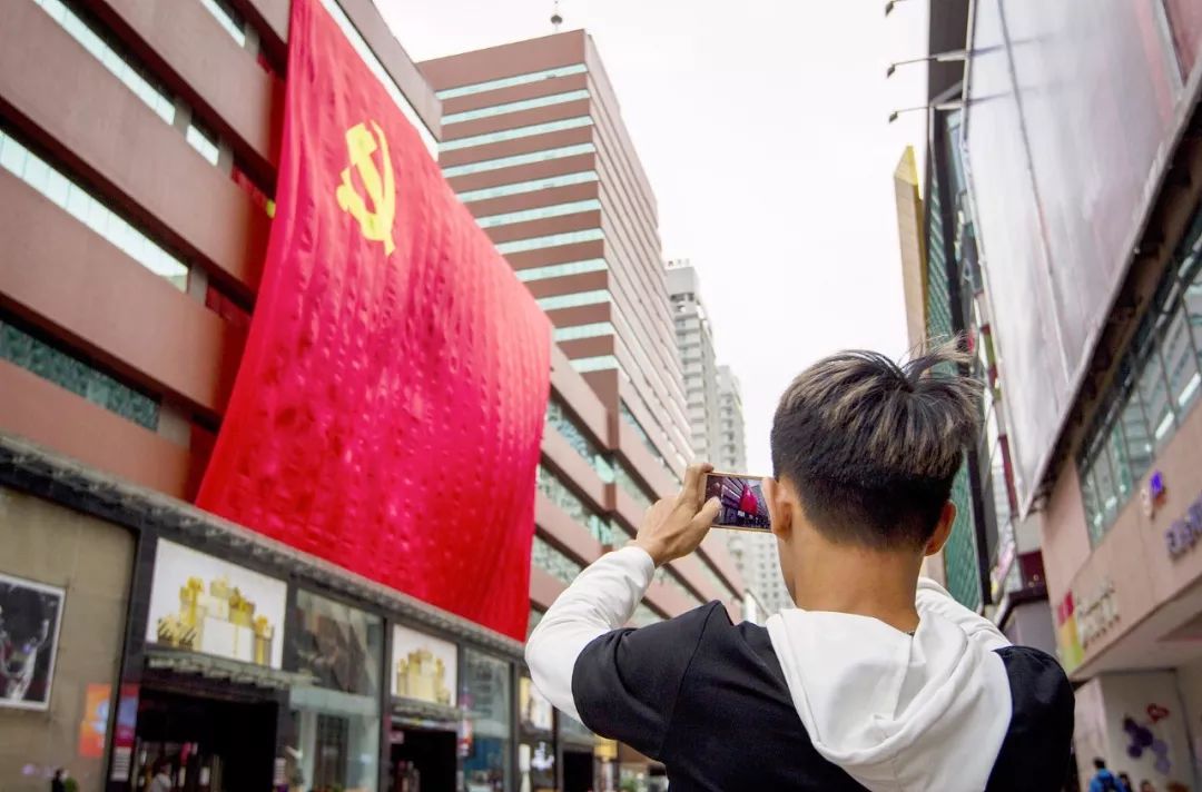 車曉彤出生日期揭秘，探索名人背后的故事，車曉彤出生日期揭曉，名人背后的故事探索