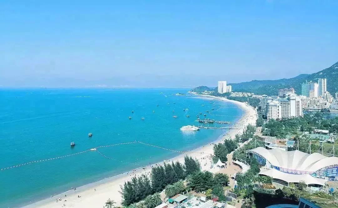 雙月灣與巽寮灣，哪個(gè)濱海勝地更好玩？，雙月灣與巽寮灣，哪個(gè)濱海勝地更引人入勝？