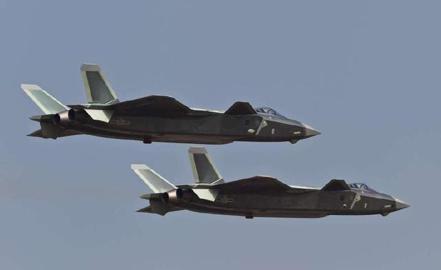 殲-20飛行速度，揭秘中國新一代隱身戰(zhàn)斗機的速度與性能，揭秘殲-20隱身戰(zhàn)斗機的速度與性能，中國新一代戰(zhàn)斗機的飛行速度探索
