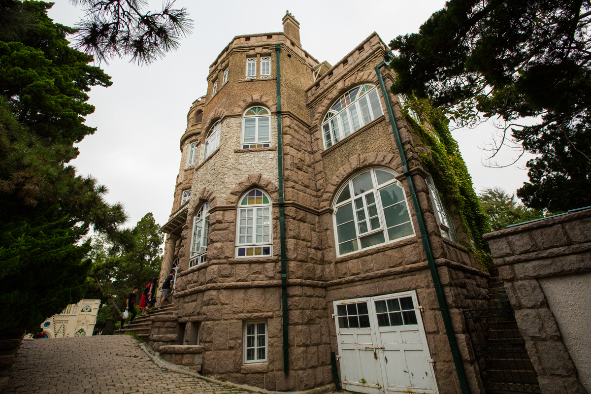 青島八大關，歷史與風景的完美融合，青島八大關，歷史與風景的和諧交融