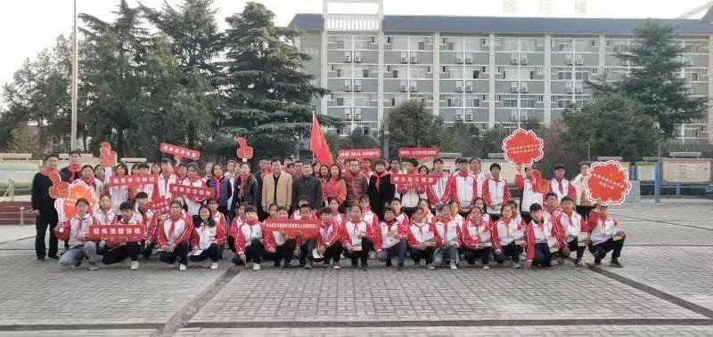 洛陽(yáng)旅游團(tuán)聯(lián)系方式——您的旅行首選伙伴，洛陽(yáng)旅游團(tuán)聯(lián)系方式，首選旅行伙伴，暢游古都之旅！