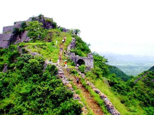 潿洲島十大必去景點(diǎn)——探索海洋之島的美麗魅力,潿洲島十大必游景點(diǎn),海洋之島的絕美風(fēng)光探索