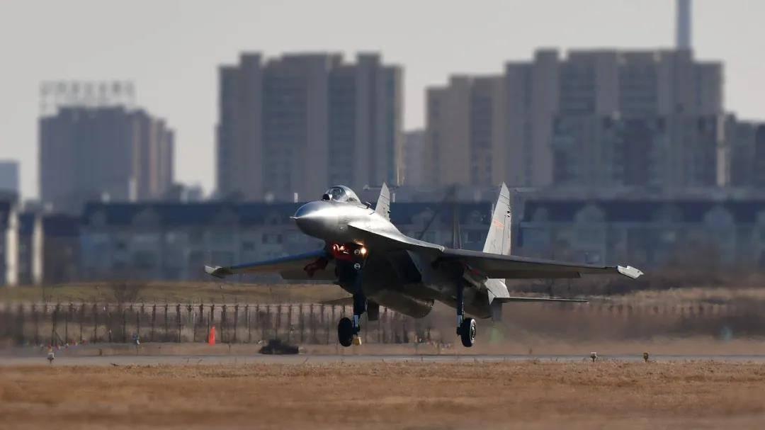 殲-11B戰斗機參數詳解，殲-11B戰斗機性能參數全面解析