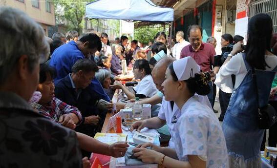 男科醫生免費咨詢,專業解答男性健康疑慮,男科醫生專業解答男性健康疑慮,免費咨詢熱線開通