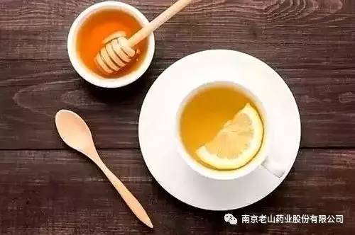 喝香油五分鐘就排便,真相揭秘與正確使用建議,香油助排便真相揭秘,正確使用方法與建議