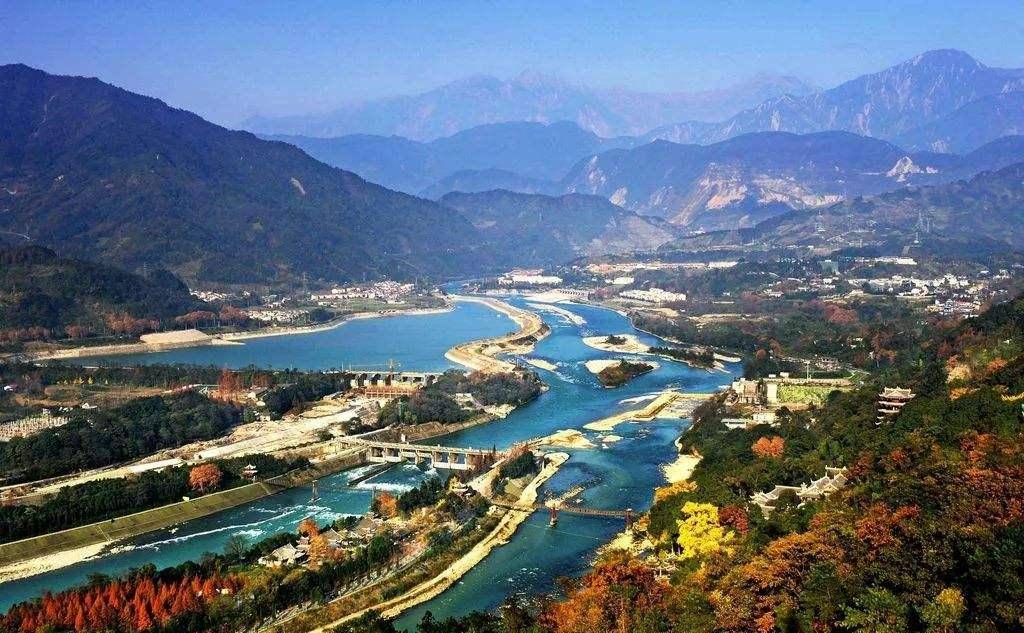 都江堰必去的五個景點——探索古堰之美的絕佳去處,都江堰必游五大景點——探尋古堰魅力的絕佳之地