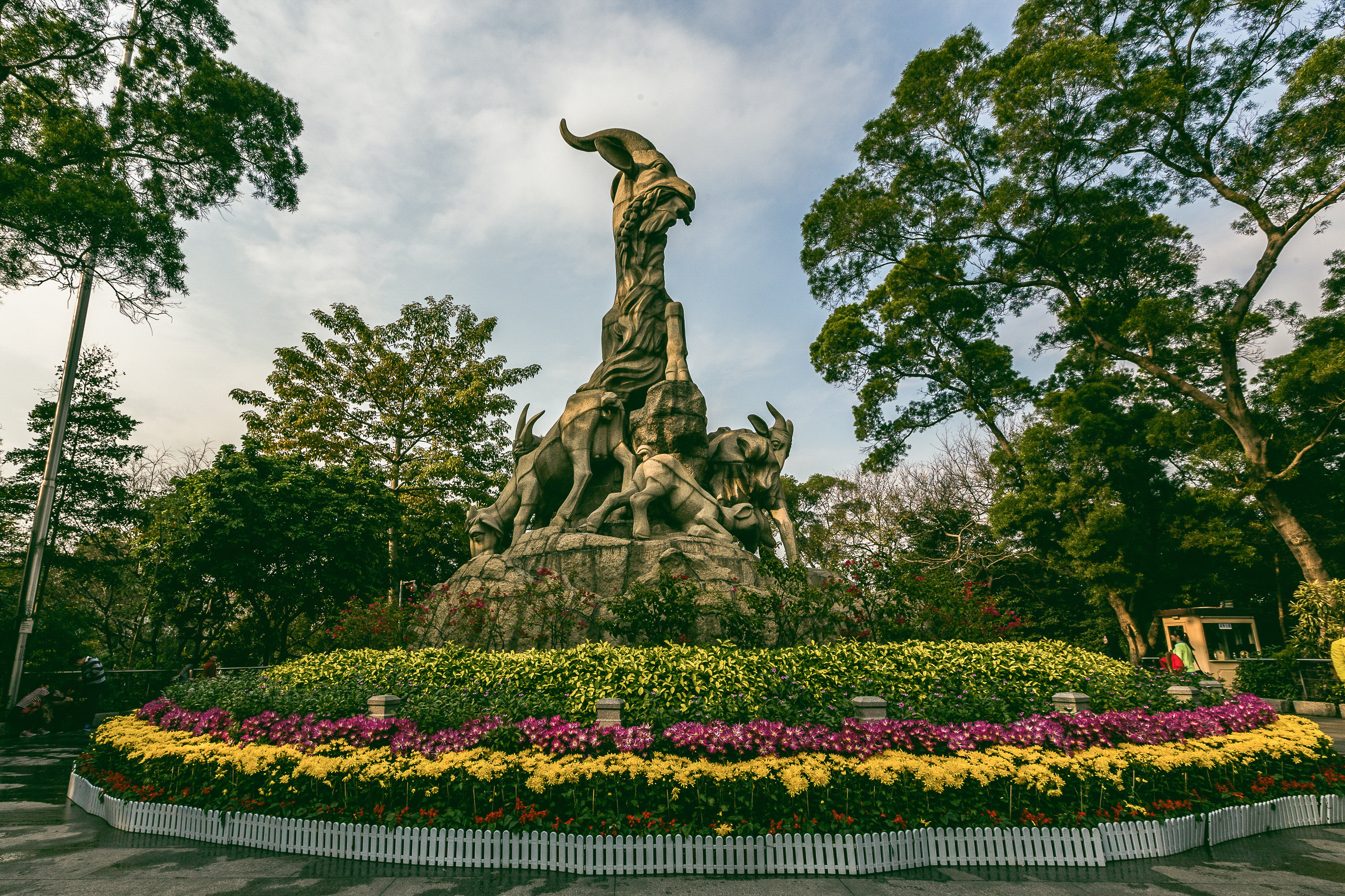 廣州越秀公園景點詳細(xì)介紹,廣州越秀公園景點深度解析