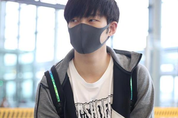 揭秘劉伯溫三肖選一肖的神秘預測藝術,劉伯溫神秘預測藝術,揭秘三肖選一肖之謎