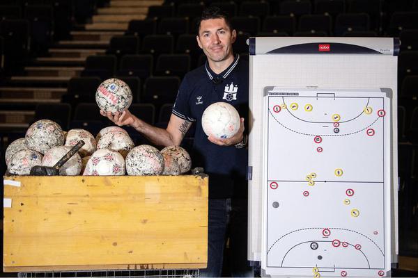 四肖期期中特一王中王,揭秘生肖彩票的奧秘與策略,揭秘生肖彩票奧秘,四肖期期中特一王中王策略揭秘