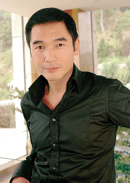 方中信的個人資料,深入了解一位備受矚目的演藝巨星,方中信,揭秘備受矚目的演藝巨星的個人資料與成長歷程