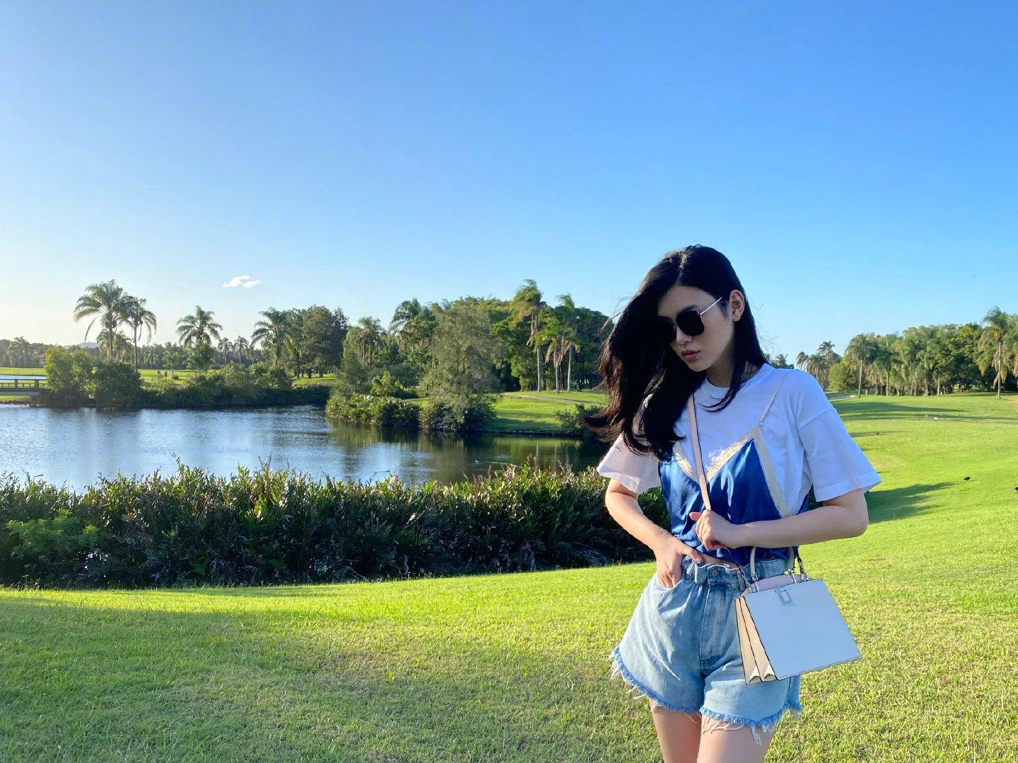 何猷君身高多少,揭秘這位明星的真實身高,何猷君真實身高大揭秘