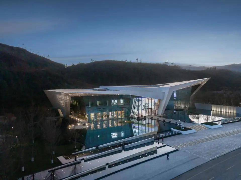 新澳門一碼一碼精準預測,揭秘真實準確的預測秘籍,揭秘澳門一碼一碼精準預測秘籍,真實準確的預測秘籍大揭秘!