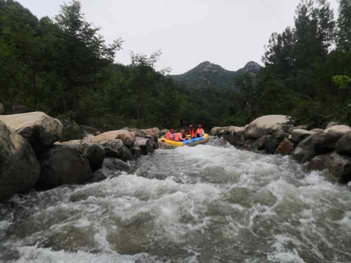 堯山漂流,盡享激流勇進的探險之旅,堯山漂流,激流勇進的探險之旅體驗