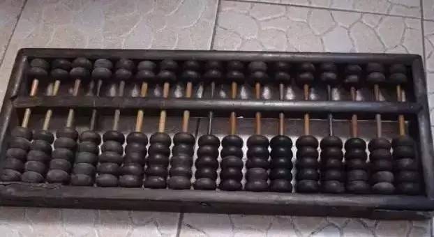 鐵算算盤4887藍(lán)月亮,探索神秘功能與優(yōu)勢,鐵算算盤4887藍(lán)月亮,神秘功能與優(yōu)勢解析