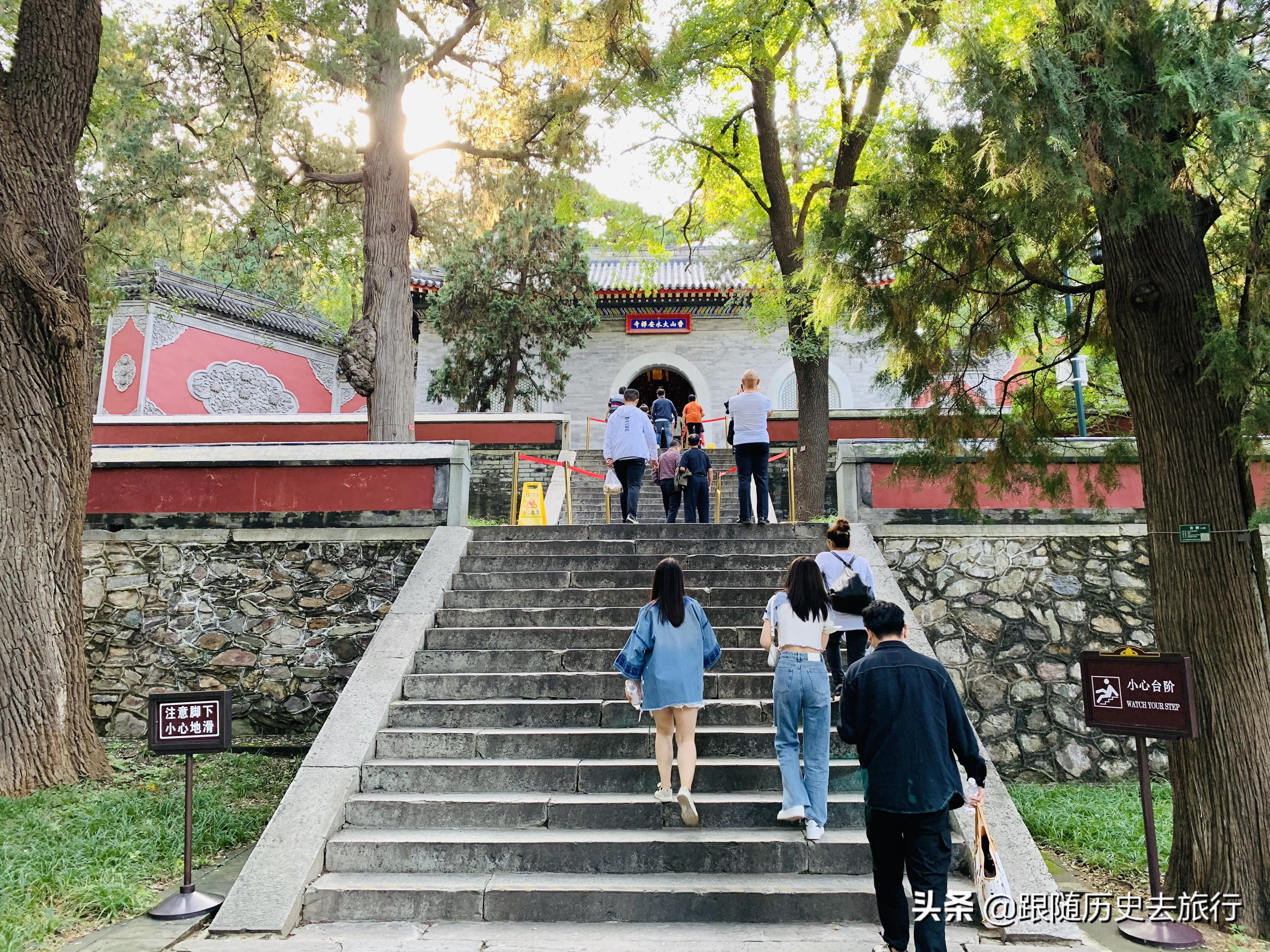 北京香山公園游玩攻略,北京香山公園游玩全攻略