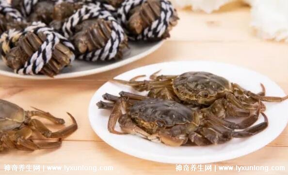 螃蟹放一宿死啦第二天能否食用?全面解析與注意事項,螃蟹死亡后的食用問題解析,能否食用隔夜死蟹及注意事項