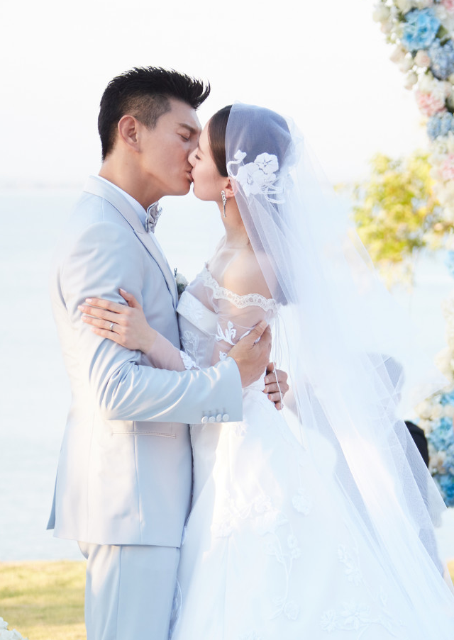 劉詩詩和吳奇隆最新消息,恩愛如初,事業雙豐收,劉詩詩和吳奇隆恩愛如初,事業雙豐收,最新消息匯總