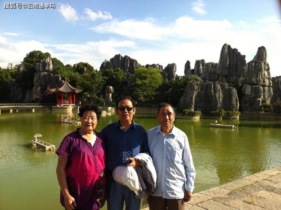 重慶帶70歲老人去哪旅游,一份貼心的旅行攻略,帶70歲老人游重慶,貼心旅行攻略推薦