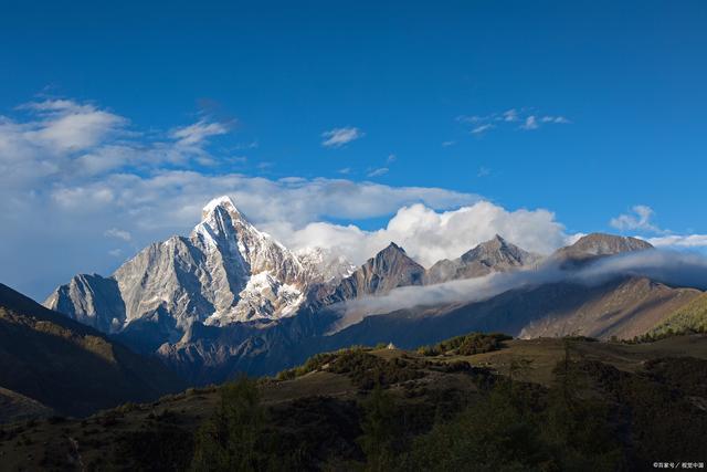 四姑娘山,四川的壯麗勝地,究竟在何處?,四川壯麗勝地四姑娘山的神秘之旅,究竟隱藏于何處?