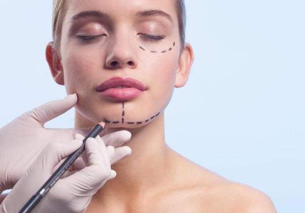 全身抽脂,了解過程、風險與注意事項,全身抽脂手術詳解,過程、風險及注意事項指南