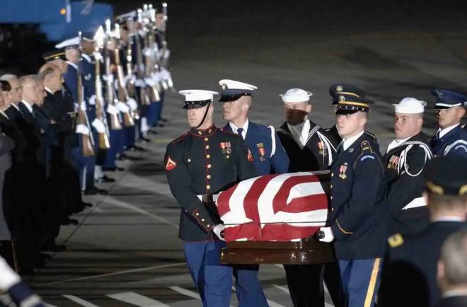 上將退休工資八十萬，解析與探討，上將退休工資八十萬，深度解析與探討